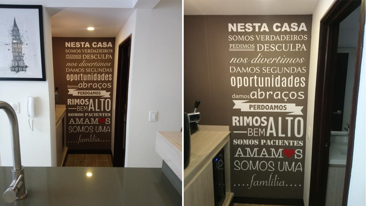 Pared con vinilos personalizado con frases de motivación con fondo café y letras en color crema